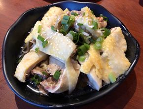 Sliced Poached Chicken with Scallions